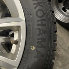 225-55-17スタッドレスの画像