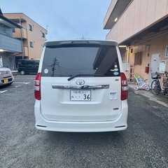 トヨタ ノア Si ZRR70W – 2010年式の画像