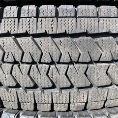 BRIDGESTONE 195/80R15 24年製　スタッドレスタイヤの画像