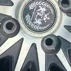 ノーマルタイヤアルミホイール付の画像