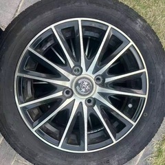 ノーマルタイヤアルミホイール付の画像