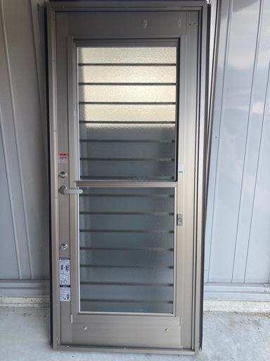 リクシル勝手口ドア