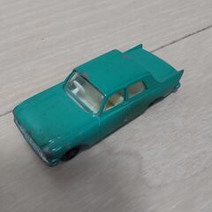 レズニー社　ミニカー　フォード・ゼファー6　NO.33の画像