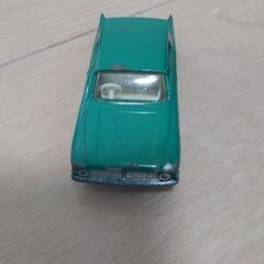 レズニー社　ミニカー　フォード・ゼファー6　NO.33の画像
