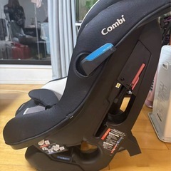 コンビ マルゴットs チャイルドシート ベビーシート キッズシート ベビー用品の画像