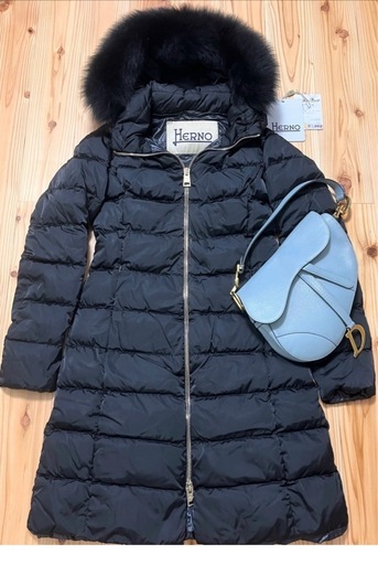 美品 ヘルノ ダウンコート サイズ38 高島屋購入定価20万円