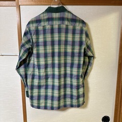 長袖シャツの画像