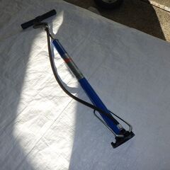 自転車空気入れの画像