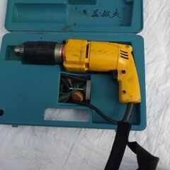 日立の振動ドリルの画像