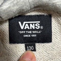 VANSパーカー130cmの画像