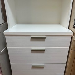 食器棚 キッチンボードの画像