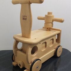 子供乗用機関車　木製の画像