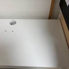 IKEA ミッケデスク　完成品
の画像
