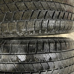 ブリヂストン　スタッドレス　 vrx3 185/60r15 4本　お話し中の画像