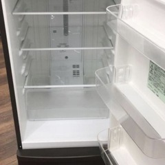冷蔵庫【配達無料お届け設置出来ます💫都内近郊🚚】信頼のPanasonic製✨168ℓ容量✨除菌クリーニング済✨極美品✨他にも冷蔵庫.洗濯機.電子レンジ.オーブン電子レンジ.炊飯器.テーブル&椅子.机&チェアー.ベット&マットレス.ソファーなど多種多様な美品が有ります✨お気軽にお問い合わせ下さい💫 の画像