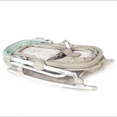 ベビーベッド／バウンサーの画像