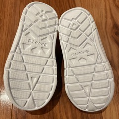 子ども靴の画像