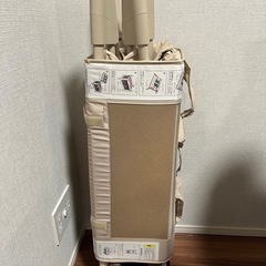 Aprica ベビーベッド コンパクト折りたたみ式の画像