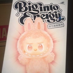 正規品 Labubu ラブブ エナジー LOYALTYの画像