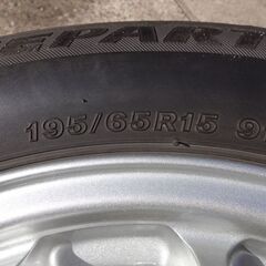 ブリヂストン エコフォルムアルミホイール＆アイスパートナースタッドレス 4本セット　プリウス（30系・50系）で装着してましたの画像
