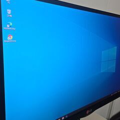 LG FLATRON 23EA63V-P 23インチ フルHDモニター（エルゴトロンスタンド付き）の画像