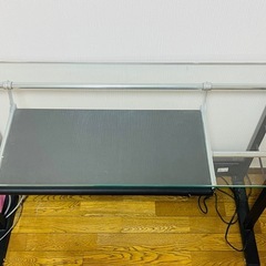 無料でガラステーブル差し上げますの画像