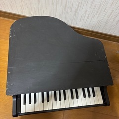 ピアノの画像