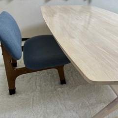 ニトリ ダイニングテーブル＆チェア2脚セットの画像