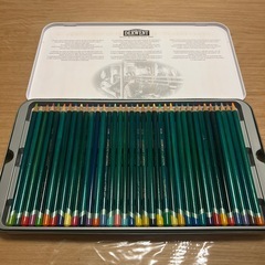 【価格相談可】ダーウェントDERWENT 72色　ARTISTSの画像