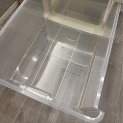 ４段　衣装ケースの画像