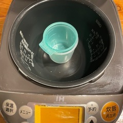 美品　象印　炊飯器　3合　NP-GF05の画像