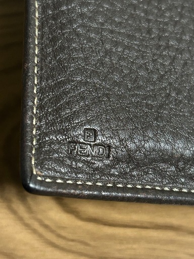 財布　FENDI