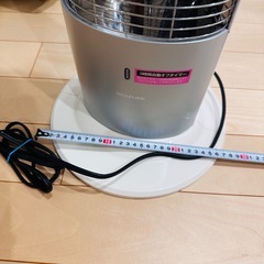 遠赤電気ストーブ2017年製の画像