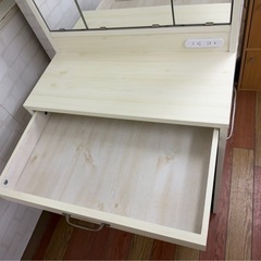無料‼︎ドレッサーの画像