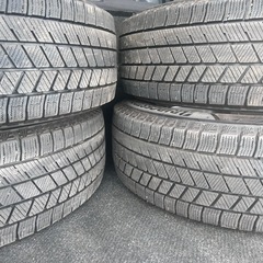 冬タイヤ185/65R14 86Qの画像