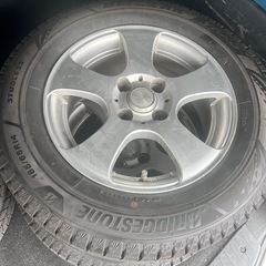 冬タイヤ185/65R14 86Qの画像