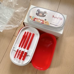 新品　未使用　くまのがっこう　弁当箱　タンブラー付きの画像