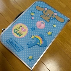 コールマン　折り畳みテーブル　シナモンロールの画像