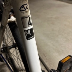 giant defy 4 ロードバイクの画像