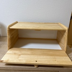 木製ブレッドケースの画像