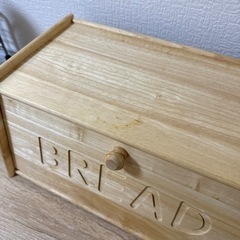 木製ブレッドケースの画像