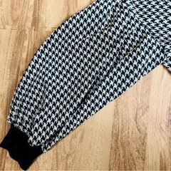 千鳥柄カーディガンの画像