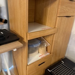 収納・利便性の良い大きめの棚の画像