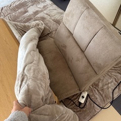 こたつセット + 大型リクライニング座席の画像