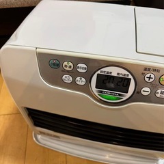 石油ファンヒーター15年製、7.2Lの画像
