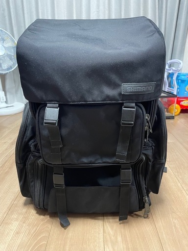 釣り　バック　シマノ　がまかつ