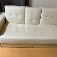 ソファ　ソファベッド　　収納つきの画像
