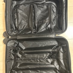 キャリーケースの画像