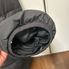 adidas ブラック ダウンジャケット M の画像