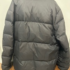 adidas ブラック ダウンジャケット M の画像